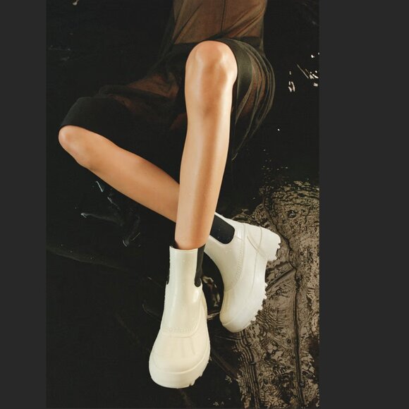 Sorel x Proenza Schouler Caribou™ Chelsea Women's Boot - Picture 3 of 7